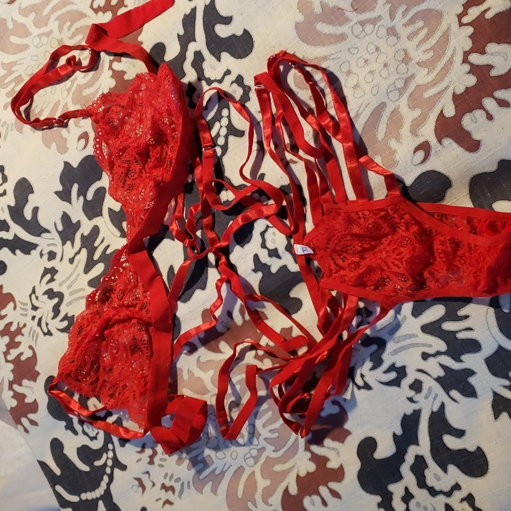 Red panties and bra set